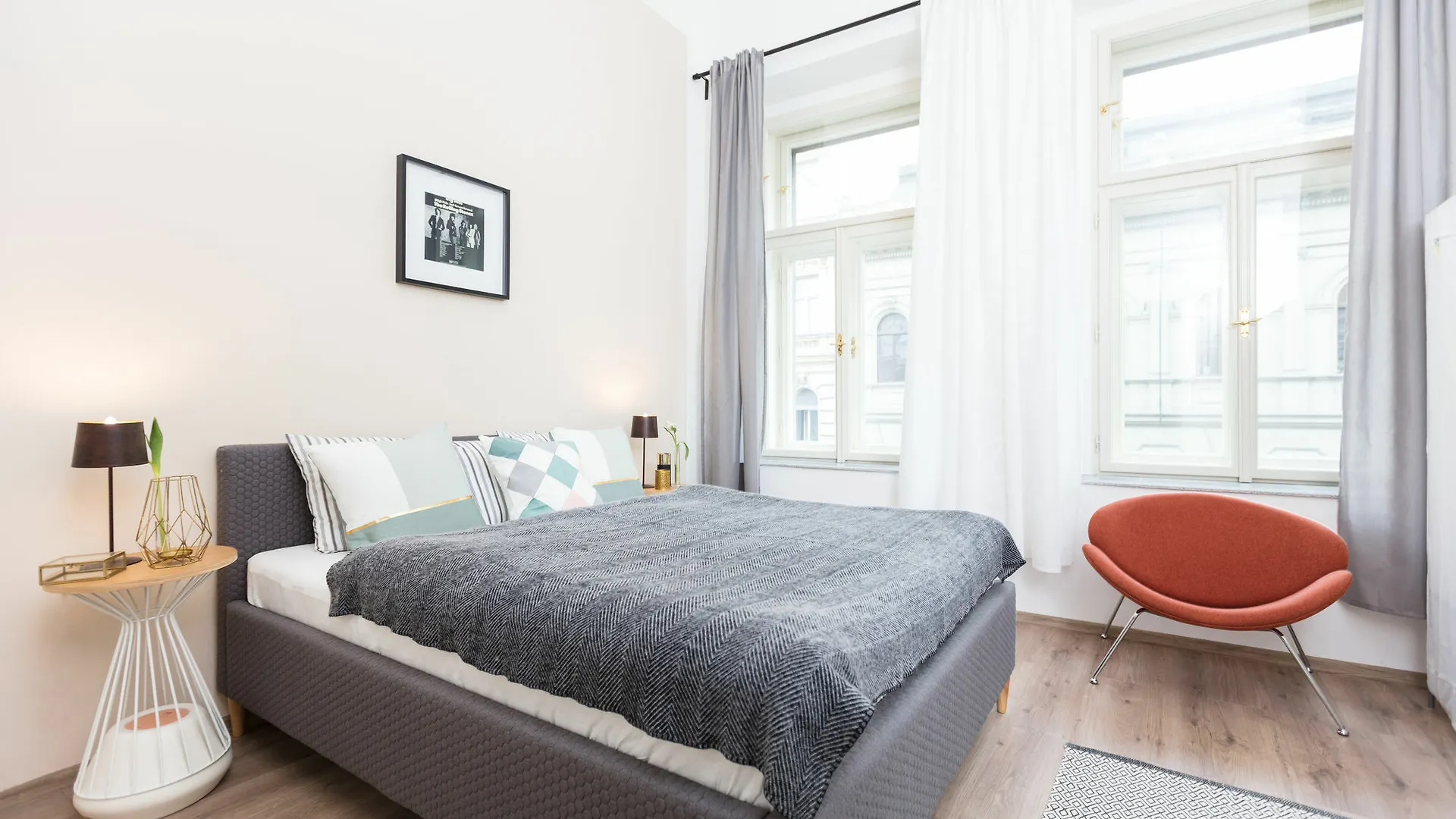 Chill Apartments Prague Aparthotel