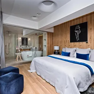 Hotel One