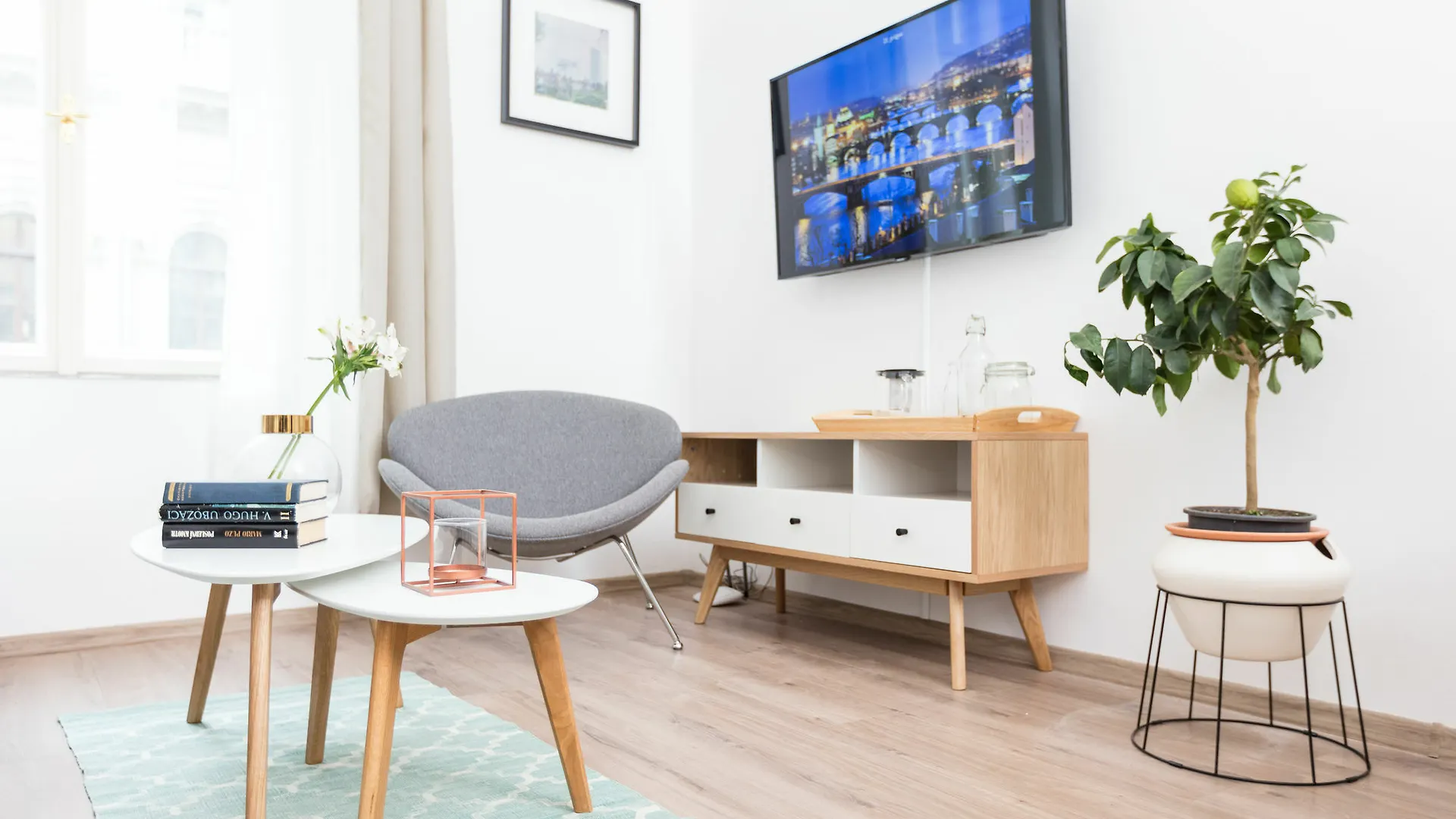פראג Chill Apartments 3*,